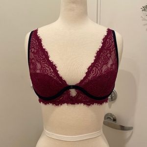 Clo Intimo Selva Underwire Bra, Size S, in Purple